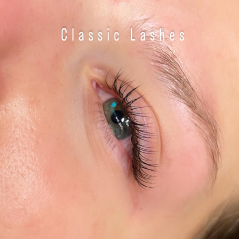 Classic Eyelashes Classic Eyelashes
